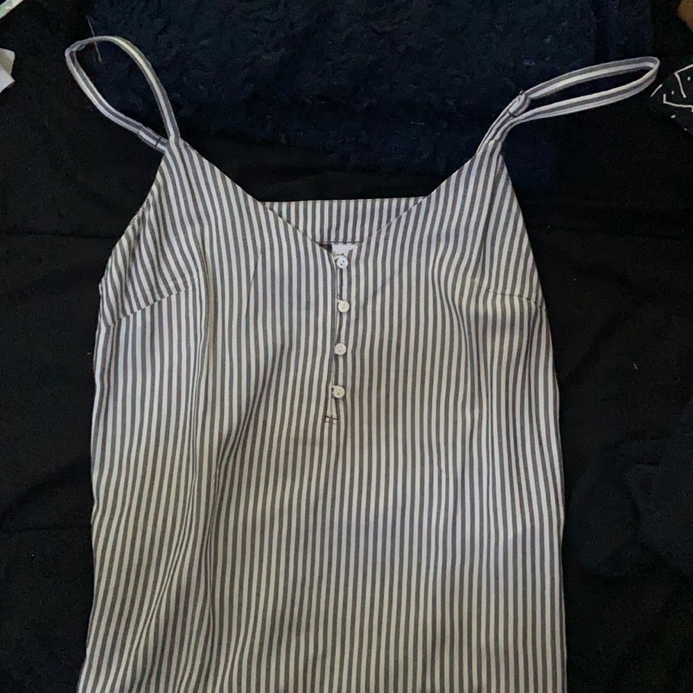 top - Picture 2 of 3